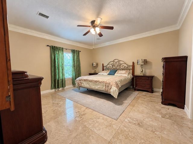 13411 W Carousel Court, Houston, TX 77041