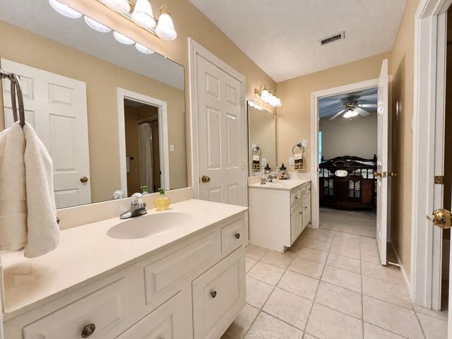 13411 W Carousel Court, Houston, TX 77041