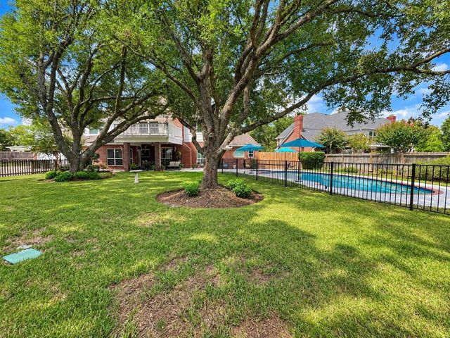 13411 W Carousel Court, Houston, TX 77041