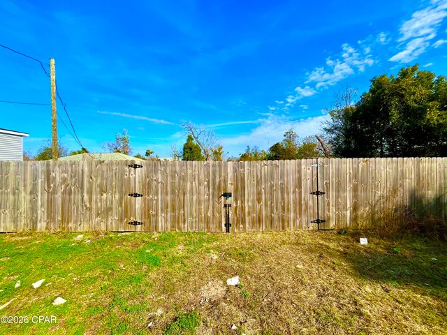 724 Helen Avenue, Panama City, FL 32401