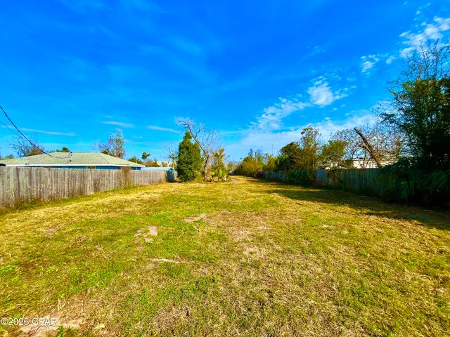 724 Helen Avenue, Panama City, FL 32401