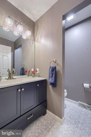 9 AMBERLY WAY, Lititz, PA 17543