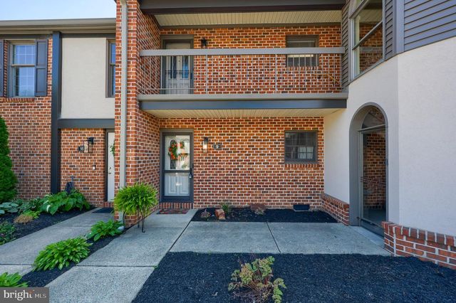 9 AMBERLY WAY, Lititz, PA 17543
