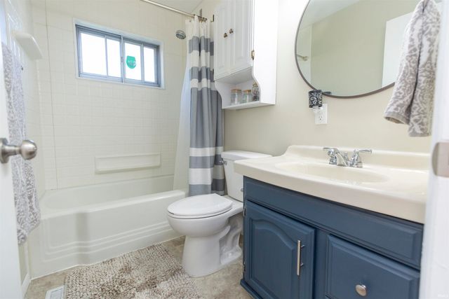 4028 Coral Drive, South Bend, IN 46614