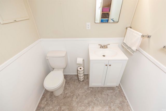 4028 Coral Drive, South Bend, IN 46614