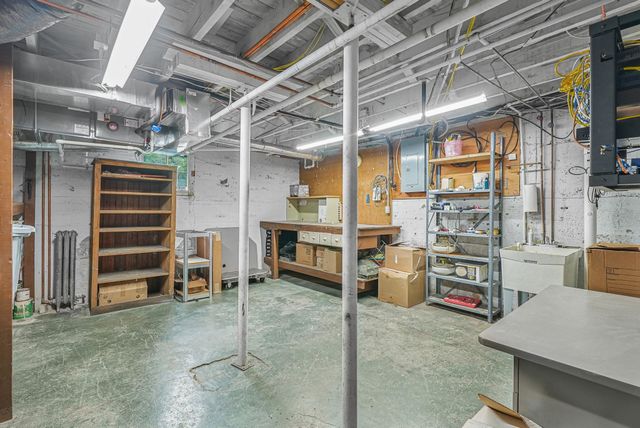 530 South Union Street, Traverse City, MI 49684