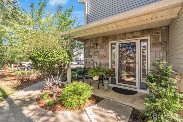 41 Capica Court, Old Bridge, NJ 08879