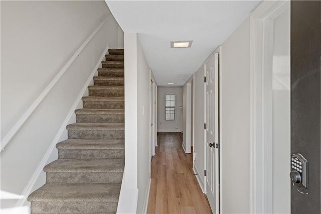 1771 Defoor NW Avenue D, Atlanta, GA 30318