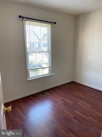 5516 SULLY LAKE DR, Centreville, VA 20120