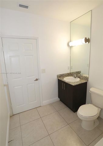 6171 NW 182nd Lane 205, Hialeah, FL 33015