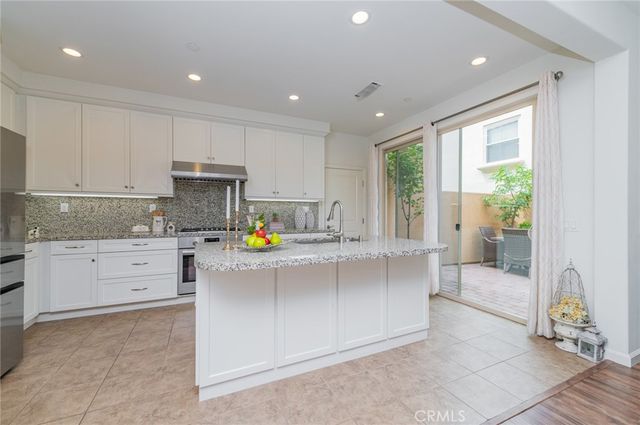 59 Fairymoss, Irvine, CA 92620