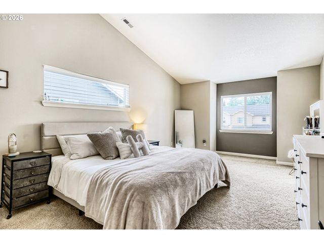 719 GARDEN Ct, Molalla, OR 97038
