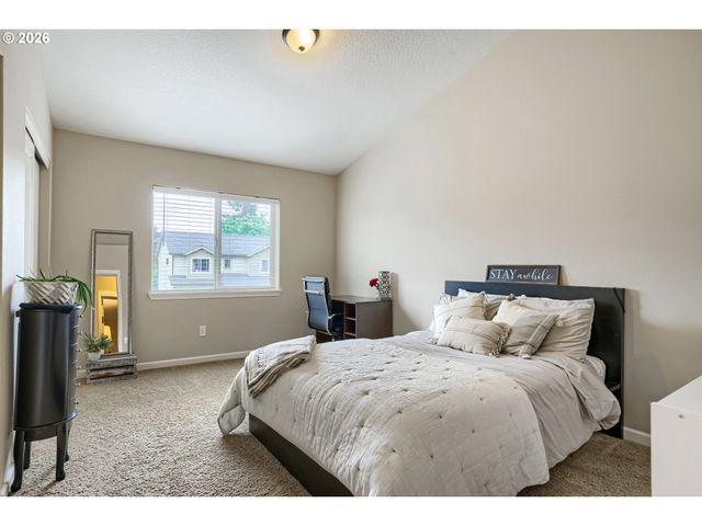 719 GARDEN Ct, Molalla, OR 97038