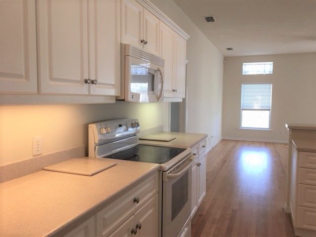 121 Anastasia Lakes Dr, St Augustine Beach, FL 32080