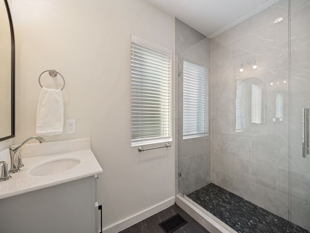 4416 N Hall Street, Dallas, TX 75219