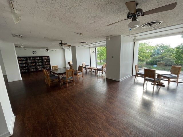 3200 N LAKE SHORE Drive 407, Chicago, IL 60657