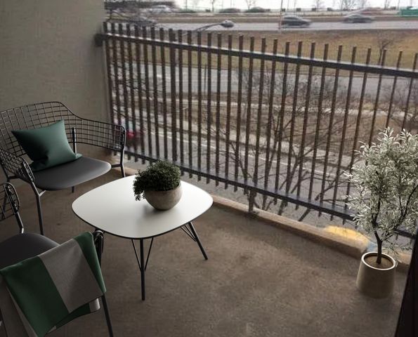 3200 N LAKE SHORE Drive 407, Chicago, IL 60657