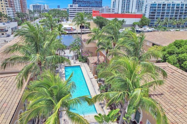 2845 NE 185th Street 906, Aventura, FL 33180