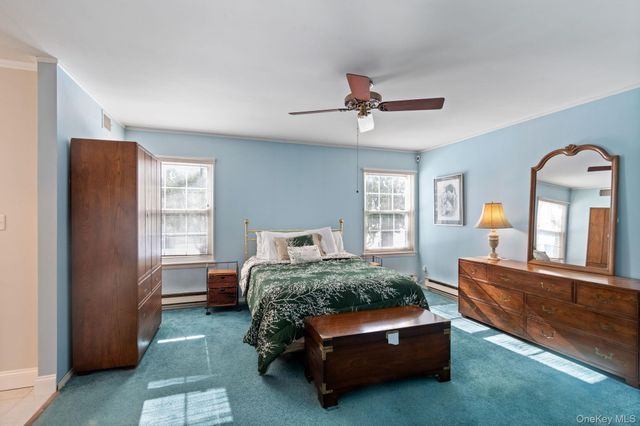 475 Stratford Lane, Ridge, NY 11961