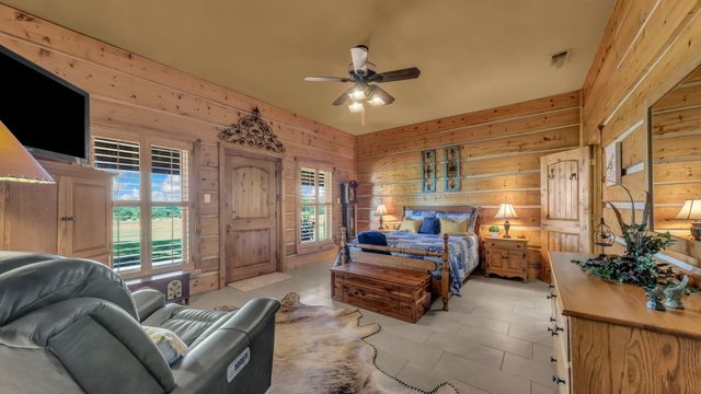 1436 County Road 216, Iredell, TX 76649