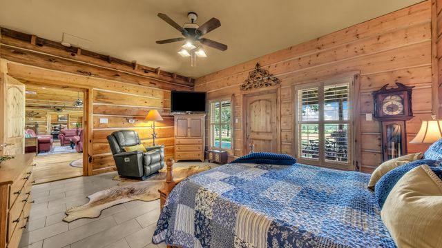 1436 County Road 216, Iredell, TX 76649