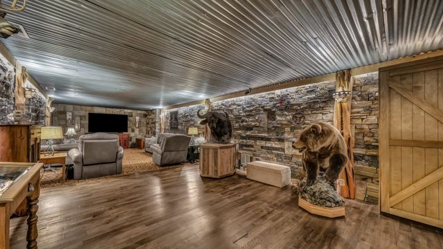 1436 County Road 216, Iredell, TX 76649