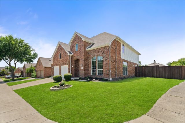 6104 Crestmoor Lane, Sachse, TX 75048