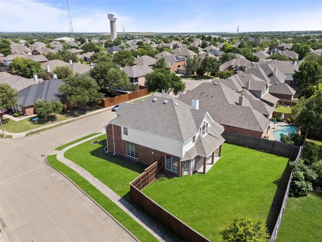 6104 Crestmoor Lane, Sachse, TX 75048