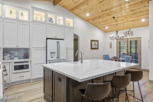 2583 Greens Peak Lane, Pinetop, AZ 85935