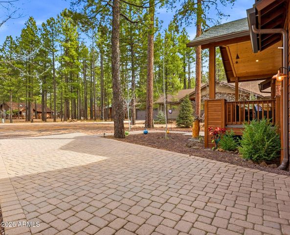 2583 Greens Peak Lane, Pinetop, AZ 85935