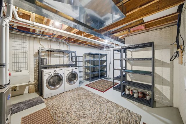 729 SE Ponds Edge Circle, Ankeny, IA 50021