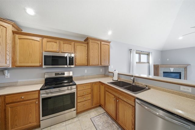 729 SE Ponds Edge Circle, Ankeny, IA 50021