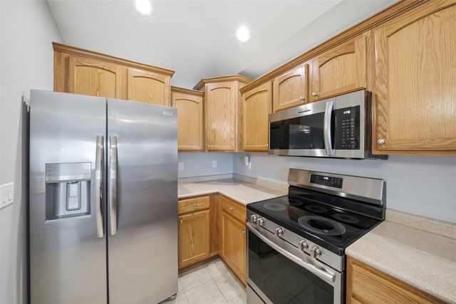 729 SE Ponds Edge Circle, Ankeny, IA 50021