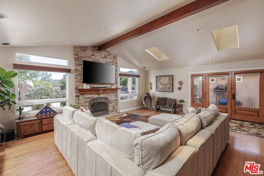 Image 12 of property listing at 4828 Paint Horse Trail, Santa Maria, CA 93455