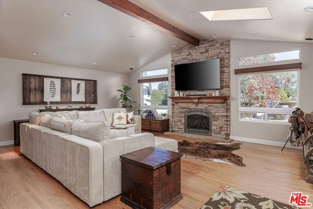 Image 13 of property listing at 4828 Paint Horse Trail, Santa Maria, CA 93455