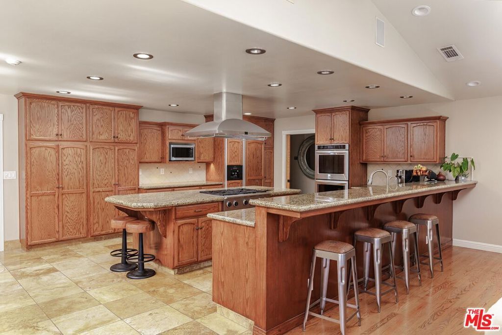 Image 14 of property listing at 4828 Paint Horse Trail, Santa Maria, CA 93455