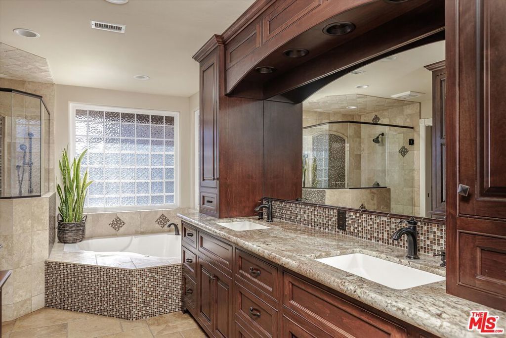 Image 19 of property listing at 4828 Paint Horse Trail, Santa Maria, CA 93455