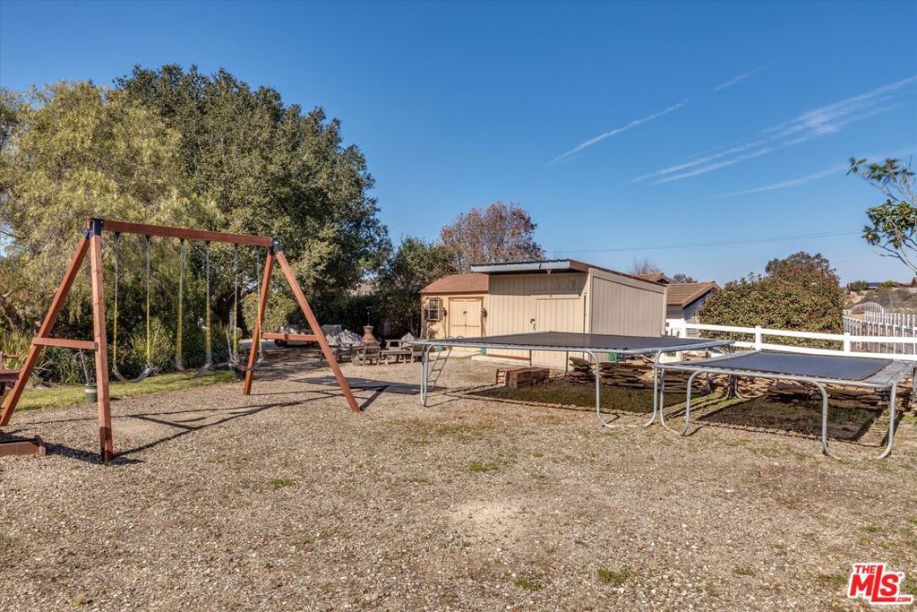 Image 40 of property listing at 4828 Paint Horse Trail, Santa Maria, CA 93455