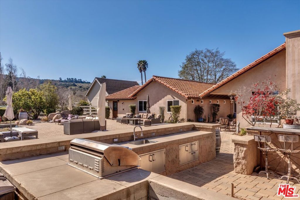 Image 41 of property listing at 4828 Paint Horse Trail, Santa Maria, CA 93455