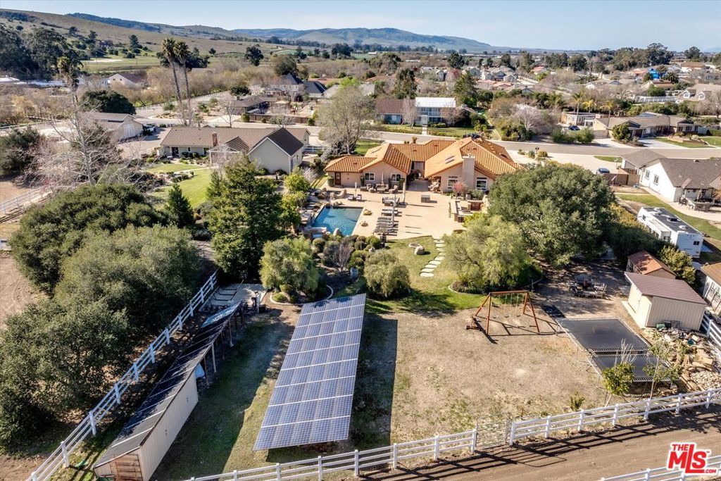 Image 46 of property listing at 4828 Paint Horse Trail, Santa Maria, CA 93455