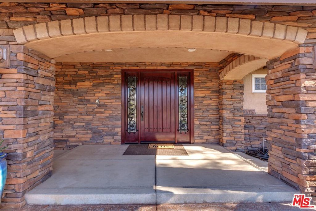 Image 9 of property listing at 4828 Paint Horse Trail, Santa Maria, CA 93455
