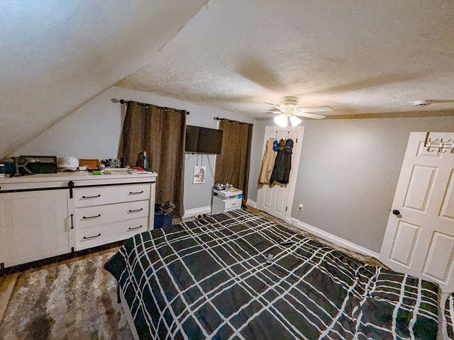 38 Washington St, Marlborough, MA 01752