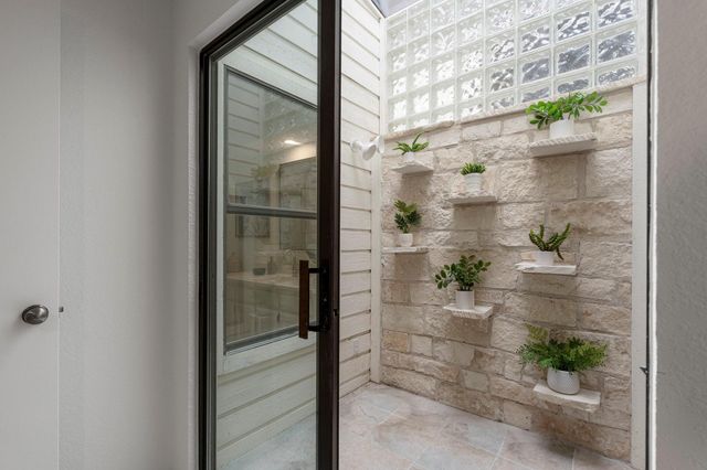 6602 Robbie Creek CV, Austin, TX 78750