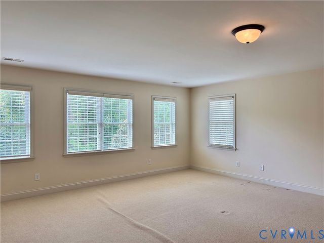 11813 Middlecoff Dr, Chester, VA 23836