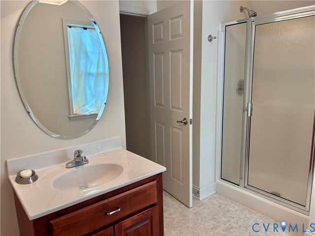 11813 Middlecoff Dr, Chester, VA 23836