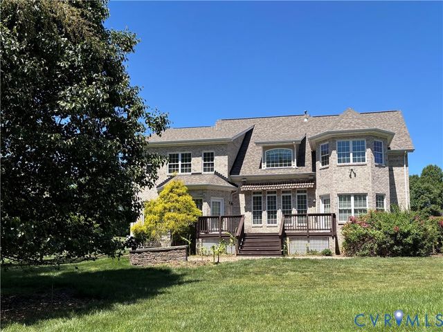 11813 Middlecoff Dr, Chester, VA 23836