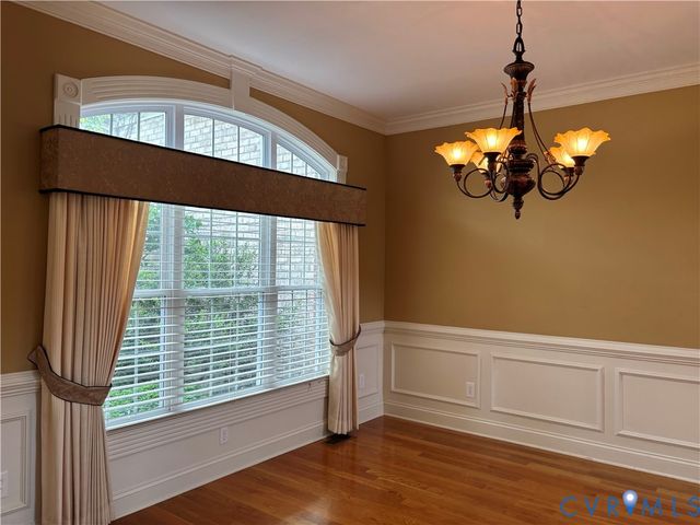 11813 Middlecoff Dr, Chester, VA 23836