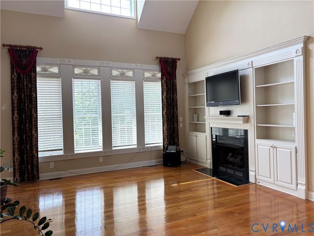 11813 Middlecoff Dr, Chester, VA 23836
