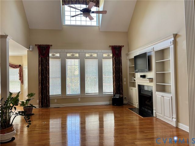11813 Middlecoff Dr, Chester, VA 23836