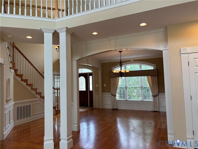 11813 Middlecoff Dr, Chester, VA 23836
